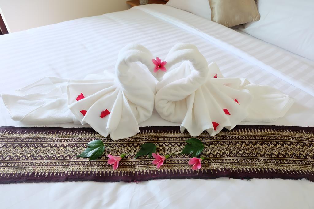 Chatin Guesthouse Кхаулак Экстерьер фото