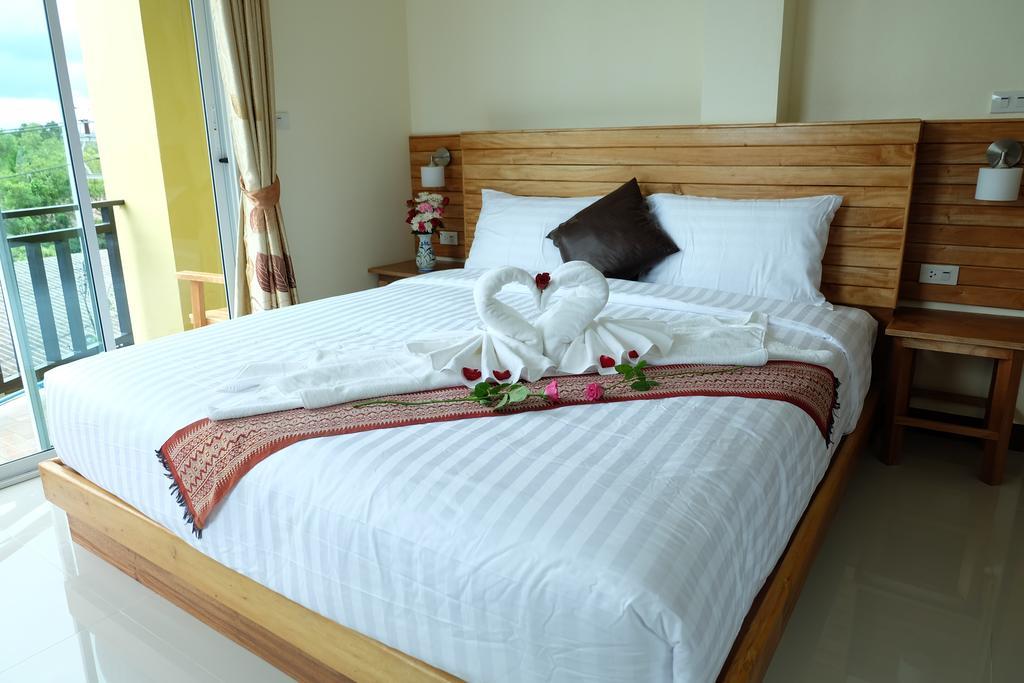 Chatin Guesthouse Кхаулак Экстерьер фото