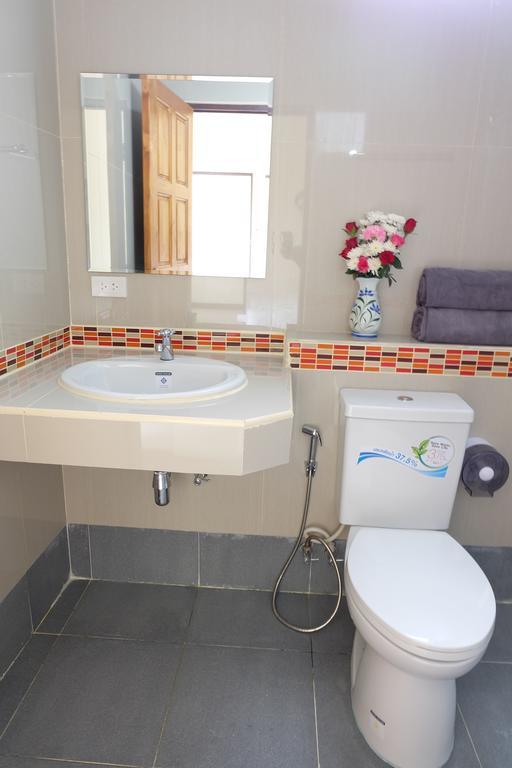 Chatin Guesthouse Кхаулак Экстерьер фото